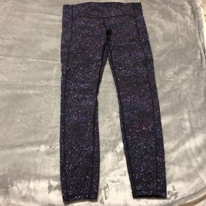Lululemon 7/8 purple print workout pants